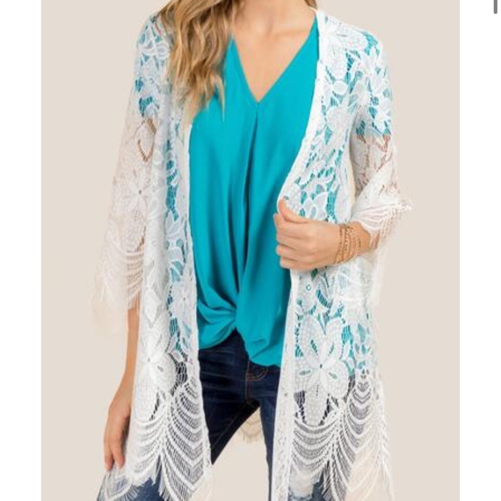 Billey Quarter Sleeve Eyelash Lace Wrap (Blush)